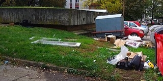 Kiakadtak a Krisztina tériek az áldatlan állapotok, a visszatérő szemétkupacok miatt Kiakadtak a Krisztina tériek az áldatlan állapotok, a visszatérő szemétkupacok miatt