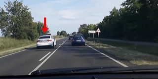 Így szabálytalankodtak az utakon a rendőrök - Videó Így szabálytalankodtak az utakon a rendőrök - Videó