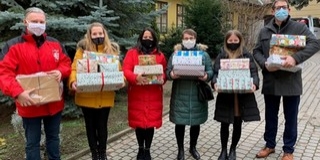 Gyűlnek az angyalbatyuk a nehéz sorsú gyerekeknek Gyűlnek az angyalbatyuk a nehéz sorsú gyerekeknek
