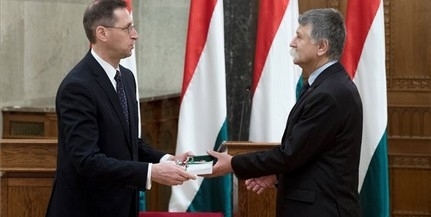 Varga Mihály: a hitelminősítők is bíznak a magyar gazdaságban Varga Mihály: a hitelminősítők is bíznak a magyar gazdaságban