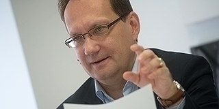 Hoppál Péter segítségét kérte hozzá intézett levelében Péterffy Attila, Pécs polgármestere Hoppál Péter segítségét kérte hozzá intézett levelében Péterffy Attila, Pécs polgármestere