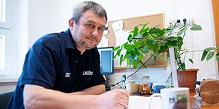 Szülést is levezetett már a sokat látott pécsi bűnügyi helyszínelő, dr. Szenti Péter Szülést is levezetett már a sokat látott pécsi bűnügyi helyszínelő, dr. Szenti Péter