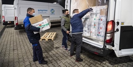 Újabb százezer adag Szputnyik V vakcina érkezett Magyarországra Újabb százezer adag Szputnyik V vakcina érkezett Magyarországra