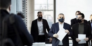 Orbán Viktor: a helyzet drámaian romlik, emelt szintű készültséget kellett elrendelni Orbán Viktor: a helyzet drámaian romlik, emelt szintű készültséget kellett elrendelni