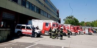 Csaknem hatmilliárd forintból épülhet fel két új tűzoltólaktanya Pécsett Csaknem hatmilliárd forintból épülhet fel két új tűzoltólaktanya Pécsett