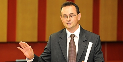 A következő öt esztendőben is Horváth Zsolt vezetheti a Pannon Filharmonikusokat A következő öt esztendőben is Horváth Zsolt vezetheti a Pannon Filharmonikusokat