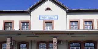 Fészkeket helyeztek el a szigetvári vasútállomáson a fecskéknek Fészkeket helyeztek el a szigetvári vasútállomáson a fecskéknek