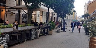 Az újranyitással egy csapásra nem oldódtak meg a pécsi vendéglátósok gondjai Az újranyitással egy csapásra nem oldódtak meg a pécsi vendéglátósok gondjai