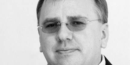 Elhunyt Genczler István, a BIOKOM ügyvezető igazgatója Elhunyt Genczler István, a BIOKOM ügyvezető igazgatója
