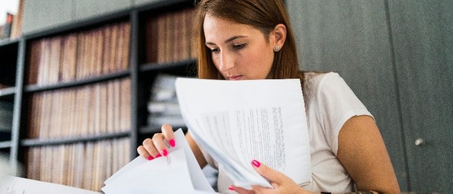 A kormány jóvoltából a pécsi önkormányzatnál is vállalhatnak nyári munkát a diákok A kormány jóvoltából a pécsi önkormányzatnál is vállalhatnak nyári munkát a diákok