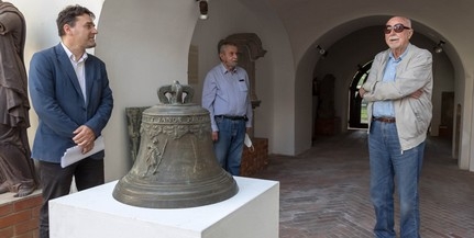 Pécsett öntött harangot kapott ajándékba a Janus Pannonius Múzeum Pécsett öntött harangot kapott ajándékba a Janus Pannonius Múzeum