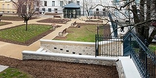Továbbra sem árulják el, mikorra tervezik az átépített Rózsakert újranyitását Továbbra sem árulják el, mikorra tervezik az átépített Rózsakert újranyitását