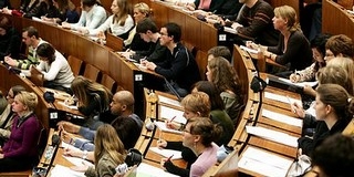 Kamatmentes hitellel segíti a hallgatókat az állam Kamatmentes hitellel segíti a hallgatókat az állam