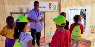 Táborozó gyerekeket látogattak meg a baranyai zsaruk Táborozó gyerekeket látogattak meg a baranyai zsaruk