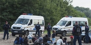 A magyarok elsöprő többsége támogatja a határkerítést A magyarok elsöprő többsége támogatja a határkerítést