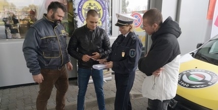 Lássunk és látszódjunk: kampányol a rendőrség Lássunk és látszódjunk: kampányol a rendőrség