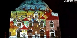 Csütörtökig várják a jövő fényfestőinek, a gyermekek rajzait az adventi fényfestéshez Csütörtökig várják a jövő fényfestőinek, a gyermekek rajzait az adventi fényfestéshez