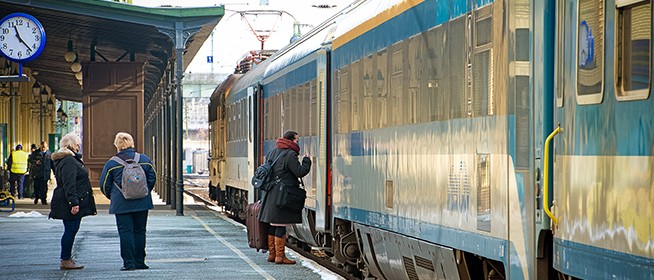 Változás: Kelenföldre érkeznek, s onnan is indulnak vissza a pécsi IC-k