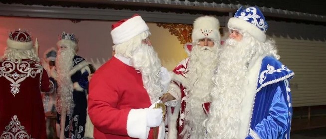 Moszkvában járt továbbképzésen a Pécsi Mikulás - Orosz kollégái is tanultak tőle Moszkvában járt továbbképzésen a Pécsi Mikulás - Orosz kollégái is tanultak tőle