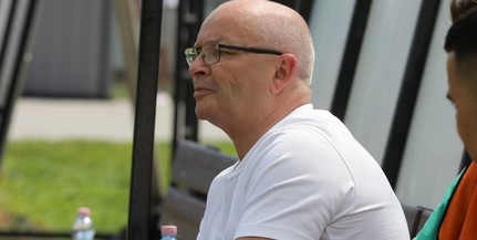 Elhunyt Tihanyvári László - Egy futballkapu üresen maradt, az utolsó hárítása nem sikerülhetett Elhunyt Tihanyvári László - Egy futballkapu üresen maradt, az utolsó hárítása nem sikerülhetett