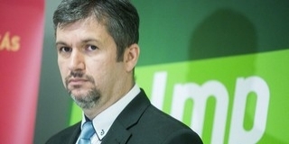 Beperli Hadházy Ákost a Nemzeti Népegészségügyi Központ Beperli Hadházy Ákost a Nemzeti Népegészségügyi Központ