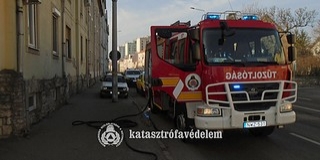 Gázömlés miatt kellett vonulniuk a pécsi tűzoltóknak