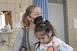 Csaknem négyszáz plüssfigurával lepte meg egy hálás szülő a gyermekklinikát - Videó!