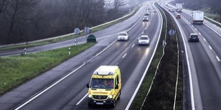Bejön az autósoknak az éves megyei e-matrica, Baranyában is több fogyott belőle Bejön az autósoknak az éves megyei e-matrica, Baranyában is több fogyott belőle