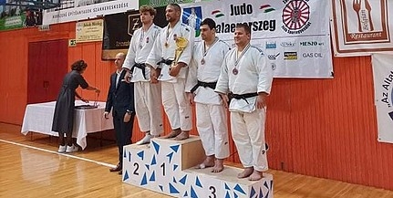 Újra dobogóra állhatott a pécsi tűzoltó Újra dobogóra állhatott a pécsi tűzoltó