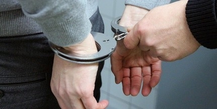 Megverte a biztonsági őrt egy csokitolvaj Mohácson Megverte a biztonsági őrt egy csokitolvaj Mohácson