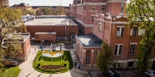 Gépmestereket és operátorokat keres a BAT pécsi gyára Gépmestereket és operátorokat keres a BAT pécsi gyára