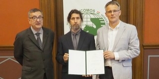 Díjjal ismerték el a mohácsi selyemgyár helyreállítását Díjjal ismerték el a mohácsi selyemgyár helyreállítását