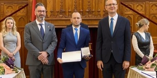 Rangos kitüntetést kapott a mentőszolgálattól Őri László Rangos kitüntetést kapott a mentőszolgálattól Őri László