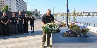 Megemlékezett a Hableány sétahajó kiemeléséről a TEK Megemlékezett a Hableány sétahajó kiemeléséről a TEK