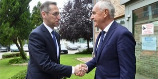 Csaknem százmilliárd forinttal több pénzt kapnak az önkormányzatok Csaknem százmilliárd forinttal több pénzt kapnak az önkormányzatok