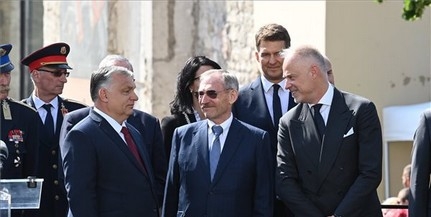 Orbán: a haza véd meg minden bajtól és veszélytől Orbán: a haza véd meg minden bajtól és veszélytől