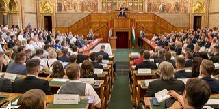 Öt baranyai fiatal is szakmája sztárja lett - Az Oszággyűlésben vették át az elismerést Öt baranyai fiatal is szakmája sztárja lett - Az Oszággyűlésben vették át az elismerést