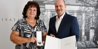 A megye főispánja, dr. Horváth Zoltán is gratulált Papp Judit kitüntetéséhez A megye főispánja, dr. Horváth Zoltán is gratulált Papp Judit kitüntetéséhez