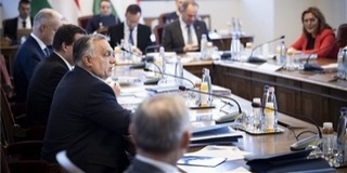 Brüsszel előtt: egész nap ülésezik a kormány Brüsszel előtt: egész nap ülésezik a kormány