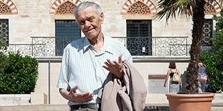 Elhunyt Leonard Lajos, a pécsi belváros legendássá vált körzeti megbízottja Elhunyt Leonard Lajos, a pécsi belváros legendássá vált körzeti megbízottja