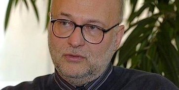 Félnek az ombudsman dolgozói