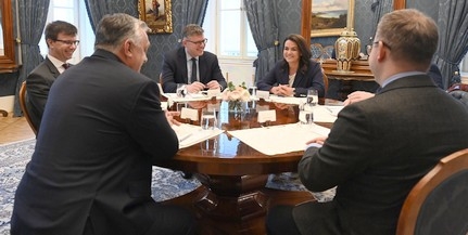 Novák Katalin fogadta Orbán Viktort a Sándor-palotában