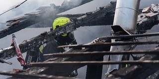 Rengetegszer riasztják lakástüzekhez a baranyai tűzoltókat, két ember életét veszítette