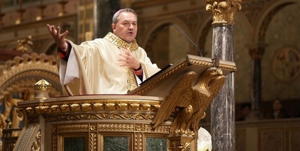 Személyi változásokról döntött a Pécsi Egyházmegyében Felföldi László megyéspüspök
