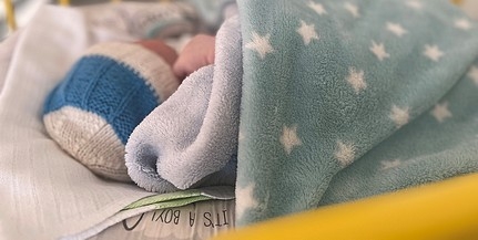 Újszülött kisfiút hagytak egy kórház bejáratánál Újszülött kisfiút hagytak egy kórház bejáratánál