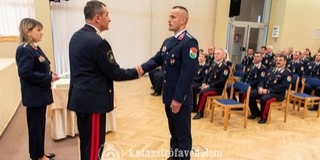 Két baranyai tűzoltó is tiszti fogadalmat tett Két baranyai tűzoltó is tiszti fogadalmat tett