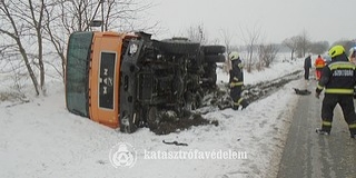 Négy alkalommal vonultak balesetekhez a tűzoltók Baranyában Négy alkalommal vonultak balesetekhez a tűzoltók Baranyában
