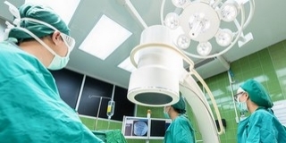 Különleges koponyasebészeti eljárással végeznek műtéteket a PTE Klinikai Központban