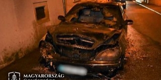 Felgyújtott egy pécsi férfi egy autót az utcán Felgyújtott egy pécsi férfi egy autót az utcán