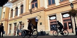 Hamarosan a régi fényében tündökölve kapja vissza Pécs a Nemzeti Kaszinó épületét